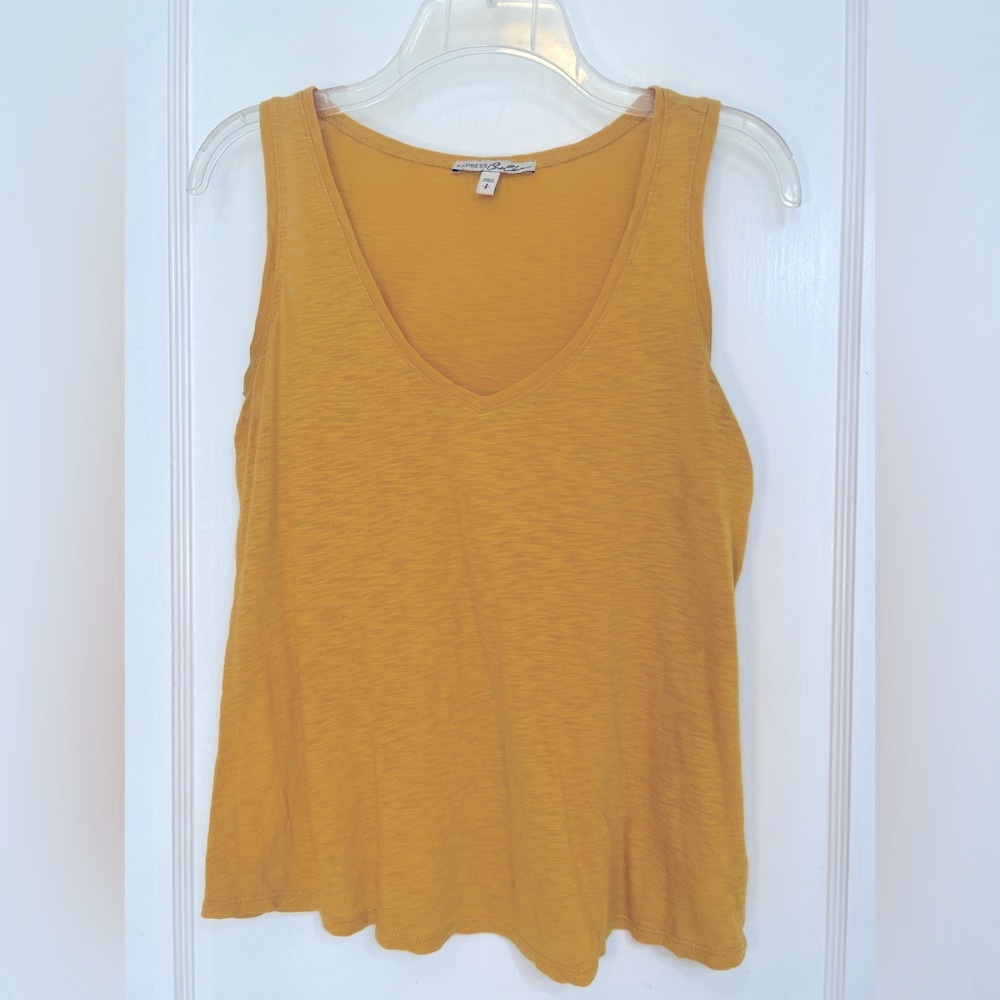Gold/Yellow slub knit v neck tank top by Express, size small